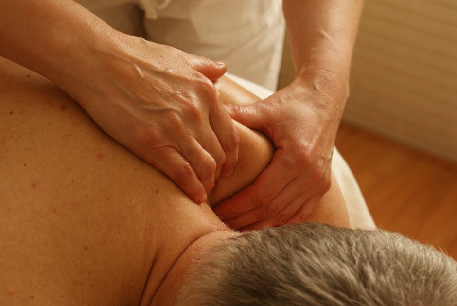 6 Benefits of Massage Therapy - Why It's Important to Get Massages