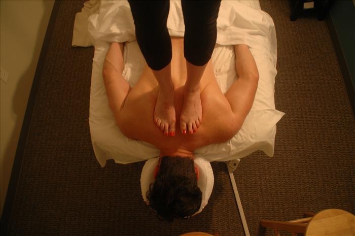 What is Ashiatsu massage? — Soul Vibration Massage Therapy & Wellness